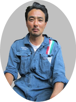 社員 中村
